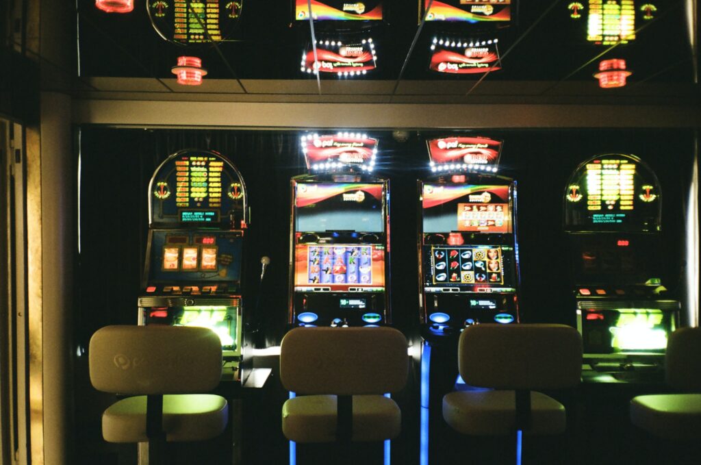 Free Credit Slot
